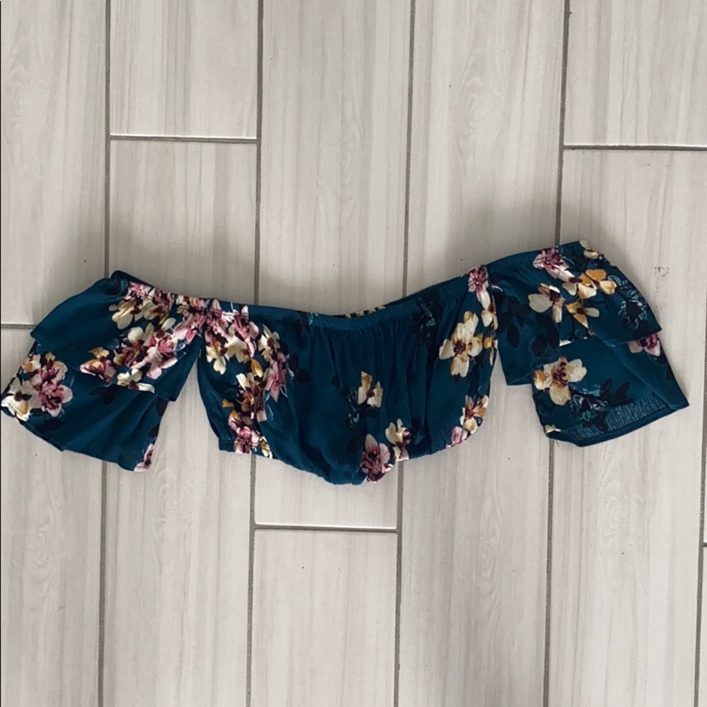 Blue Blush Floral Off the Shoulder Crop Top NWOT